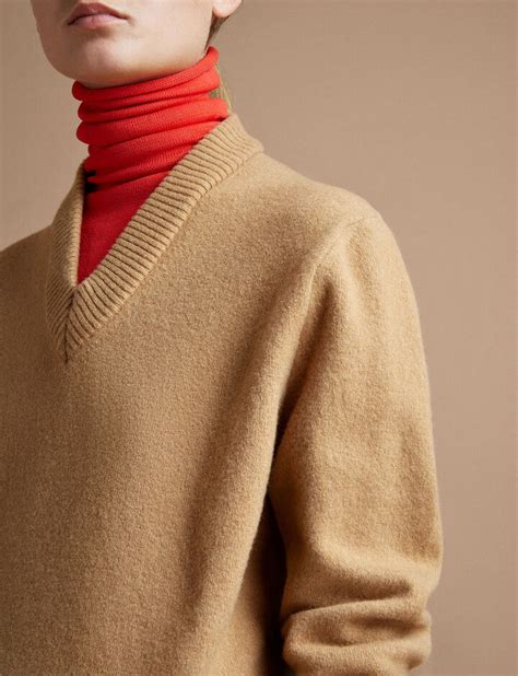 luxury knitwear women.